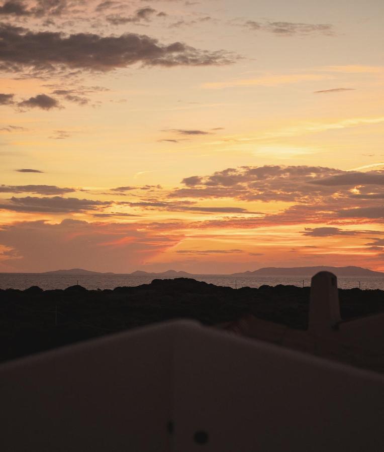 Rocce Rosse Sardinia Aparthotel Isola Rossa Exterior foto