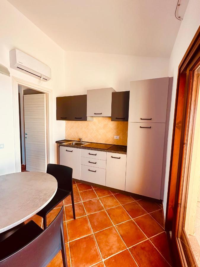 Rocce Rosse Sardinia Aparthotel Isola Rossa Exterior foto